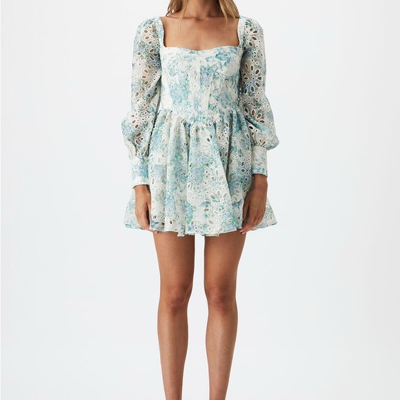 Viral BARDOT Lila Flounce Dress - Picture 2 of 15